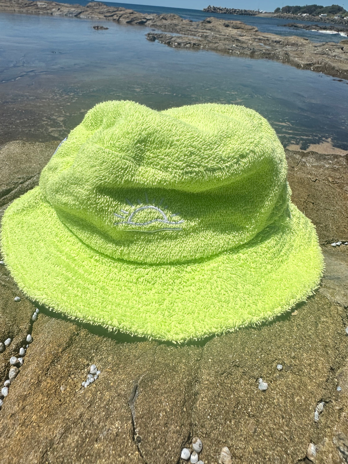 Terrigal beach hat - green
