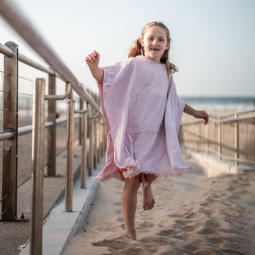busselton hooded beach towel - pink