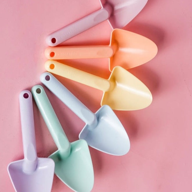 little diggers beach spade - Peach