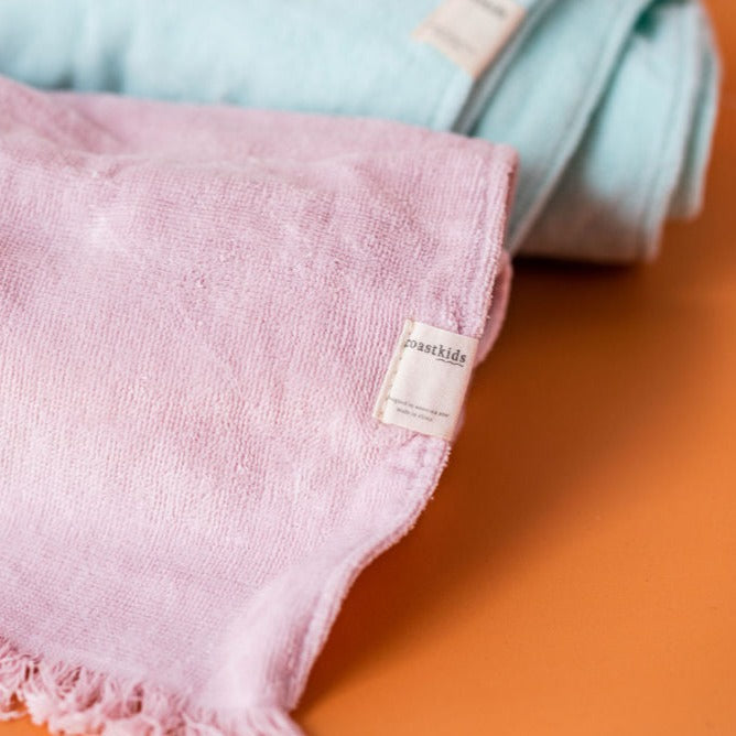 busselton hooded beach towel - pink